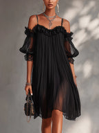Minivestido Negro con Hombros al Aire