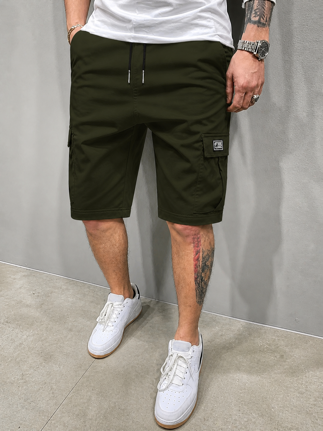 Pantalón corto tipo cargo