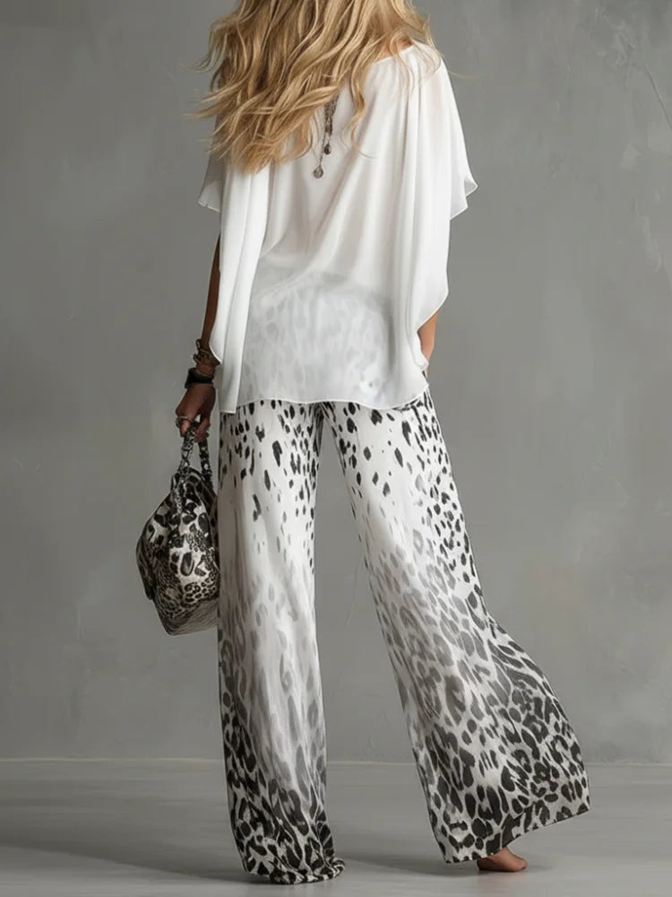 Conjunto holgado con blusa y pantalones anchos estampados