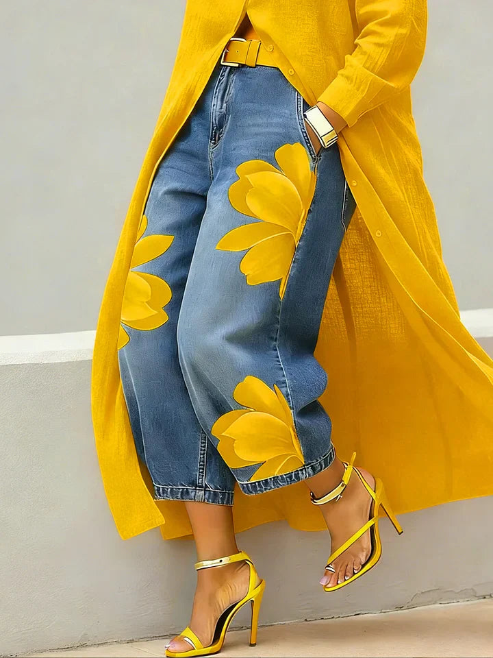 Ana | Conjunto de camisa larga y vaqueros con estampado floral